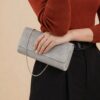 Ασημένιο clutch με αλυσίδα & strass – Elegant Roll Evening Bag